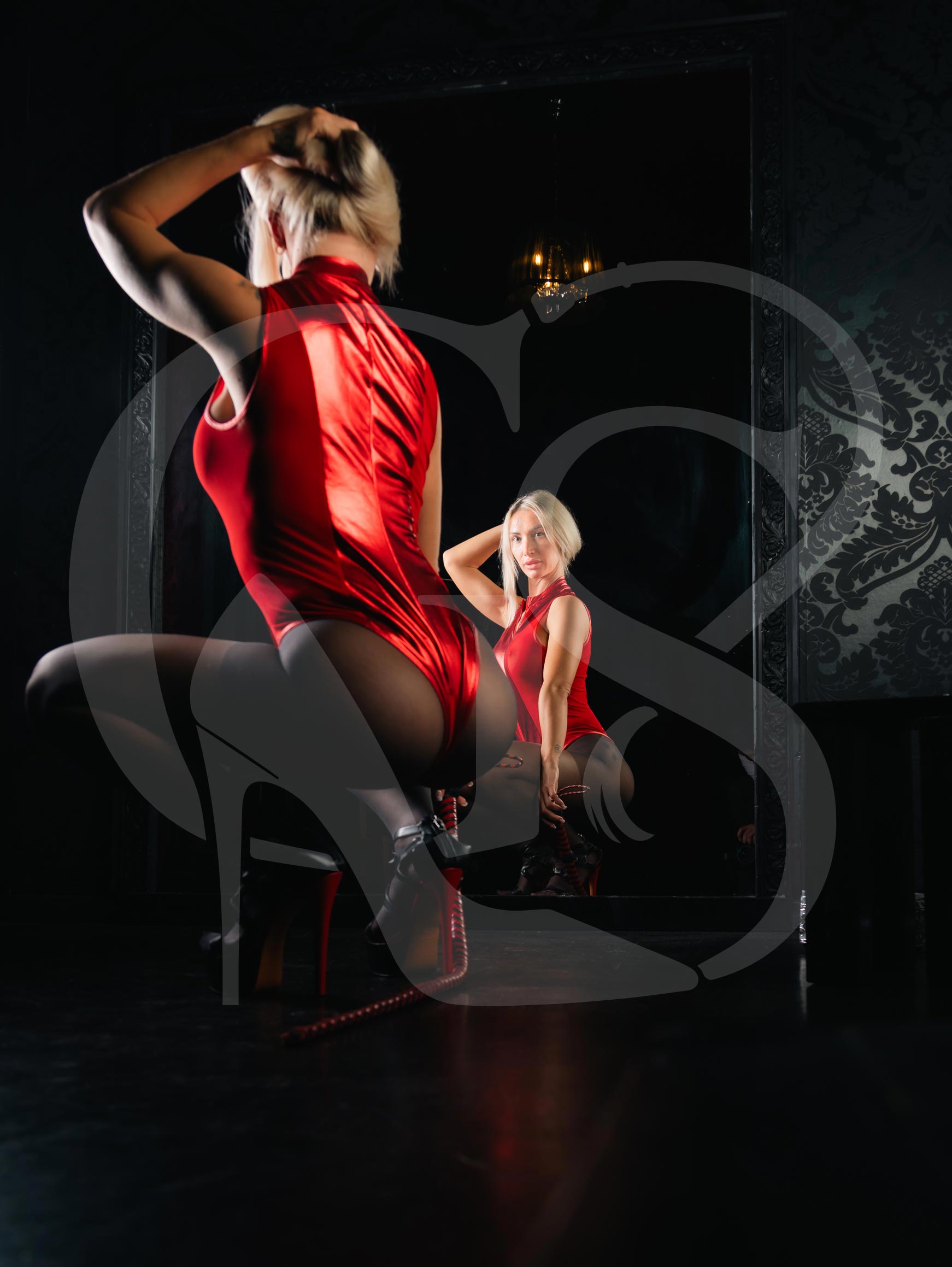 Domina Sofia in einem Studio in Karlsruhe – Göttin Sofia Session 07